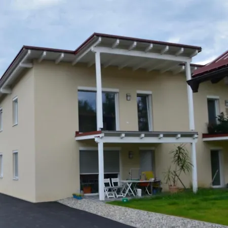 Ferienwohnung *